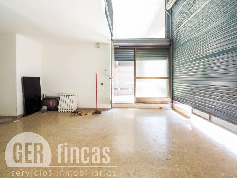 Foto 9f7b485a-67a1-43c8-b3c1-299ad645c835. Local comercial a Plaça Catalunya - Escola Industrial Terrassa