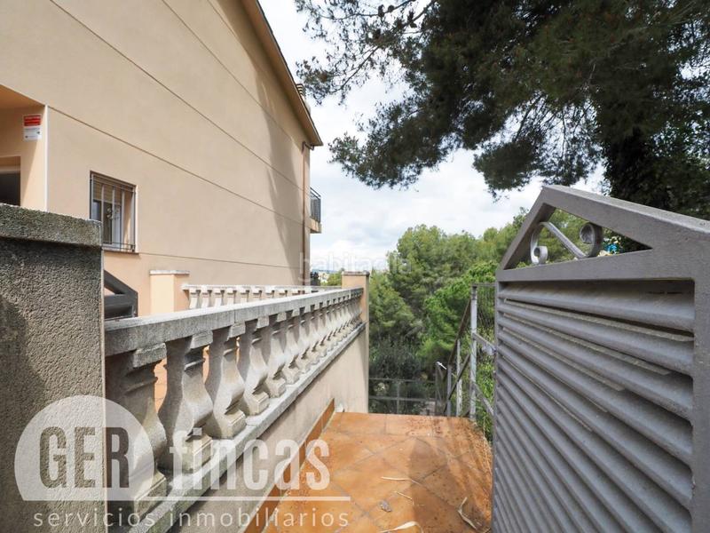 Foto 249ce733-10c1-4da5-86ed-8a1676fe6006. Casa con riscaldamento parcheggio in Can Palet de Vista Alegre Terrassa