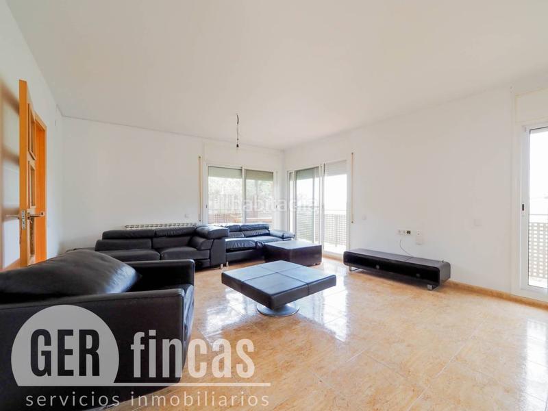 Foto 9558b808-af4a-406b-baad-feb4c03f6f2e. Casa con riscaldamento parcheggio in Can Palet de Vista Alegre Terrassa