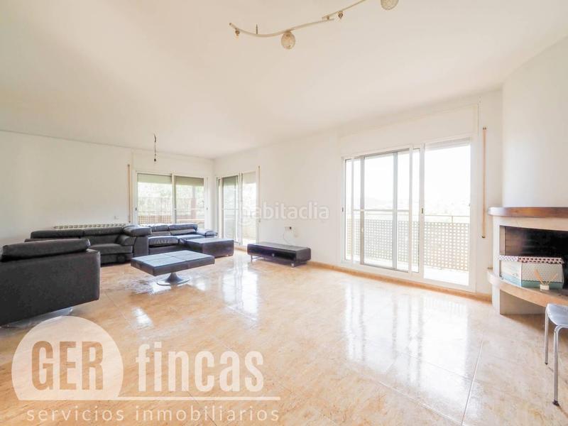 Foto 9c90b1d3-6a86-4f40-a060-a674dcb8fd71. Casa con riscaldamento parcheggio in Can Palet de Vista Alegre Terrassa