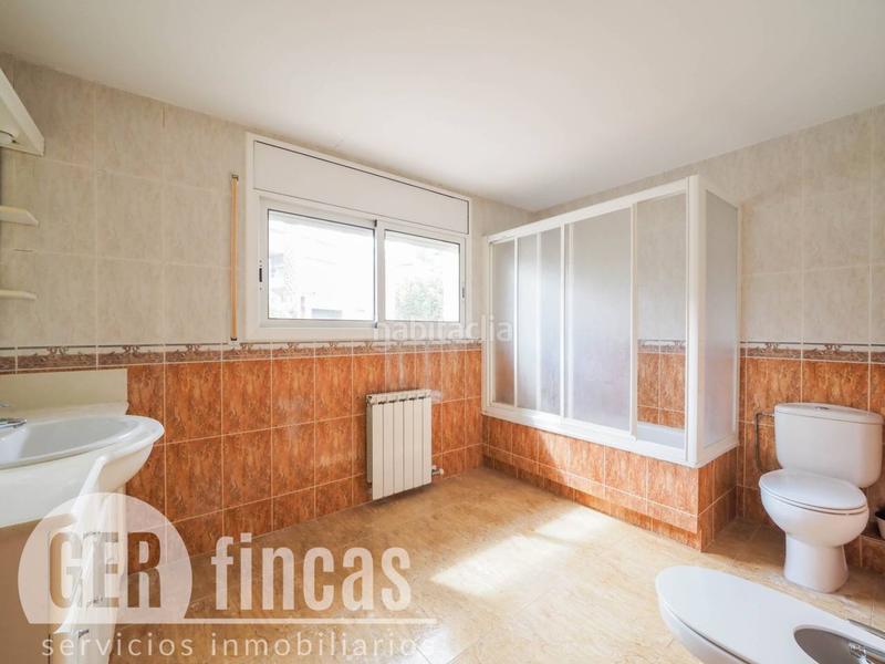 Foto cd2244a4-e61e-410f-ae72-4bb50dc43c72. Casa con riscaldamento parcheggio in Can Palet de Vista Alegre Terrassa