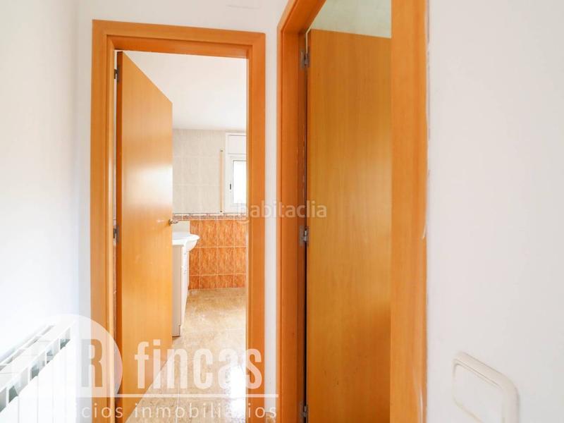 Foto e0f9662d-2a65-4931-89ee-6a9bd1b8a1a3. Casa con riscaldamento parcheggio in Can Palet de Vista Alegre Terrassa