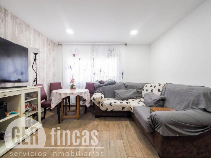 Foto e31b153f-fb1c-456c-bfb2-ea3a495b451e. Piso reformado con lavadero y patio interior en Roc Blanc Terrassa