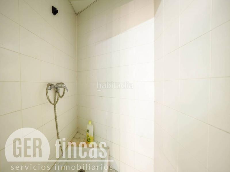 Foto 37c5fdea-78c6-42b3-9034-121281a05296. Local comercial a La Maurina Terrassa