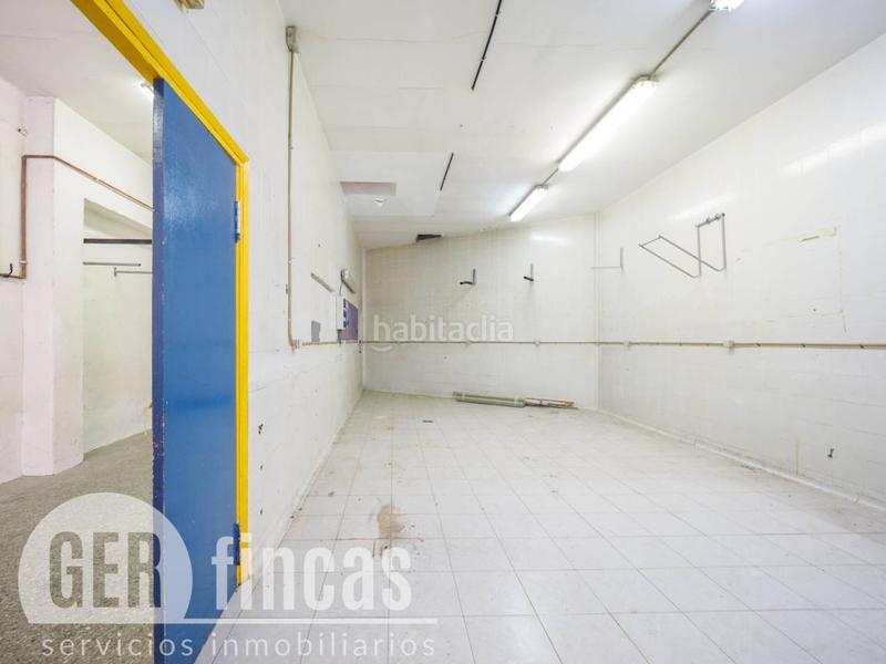Foto 87c8fd36-df74-40b5-868e-65984093c1d8. Local comercial a La Maurina Terrassa