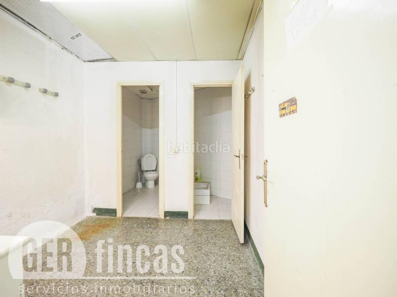 Foto 9916f99c-1e0f-46e1-b9b9-e795a4d1e695. Local comercial a La Maurina Terrassa