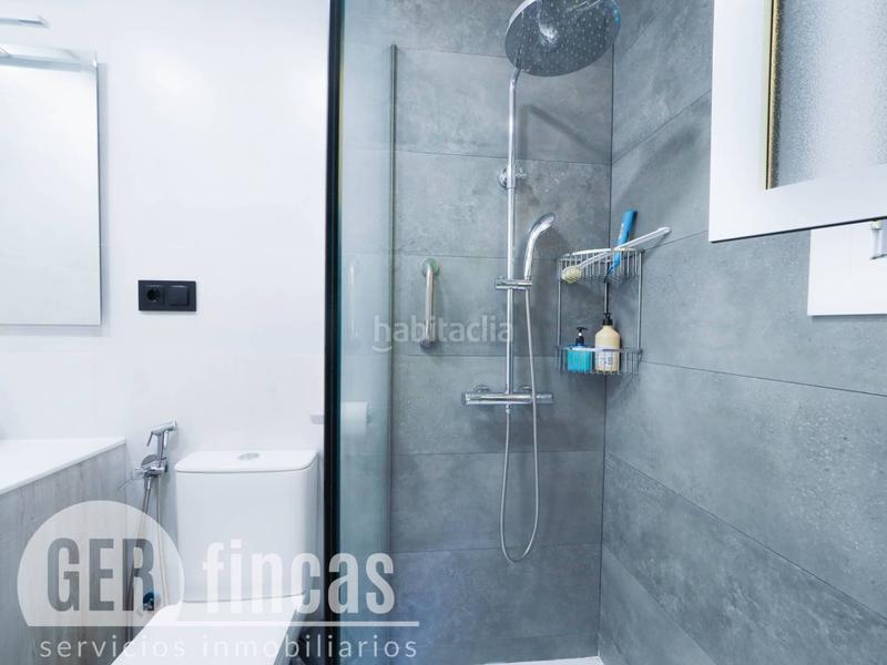 Foto 6897cd18-4815-4938-9809-ee312705c611. Casa  con terraza y garaje en Ca n'Aurell Terrassa
