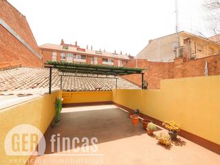 Maison  Martorell. Casa con terraza y garaje