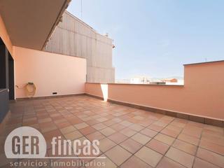 Pis  Menndez y pelayo. Con terraza y parking incluido en el precio