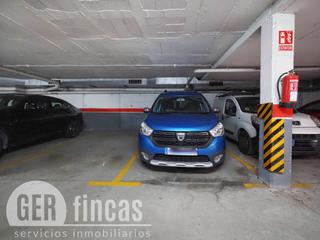 Parking voiture  Àngel sallent. Para coche mediogrande