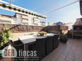 Pis  Federico garcía lorca. Ático con terrazas y piscina comunitaria