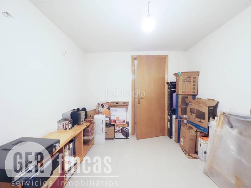 Foto 146392a1-0653-43a7-897f-980a859e364a. Local commercial dans Ca n'Aurell Terrassa