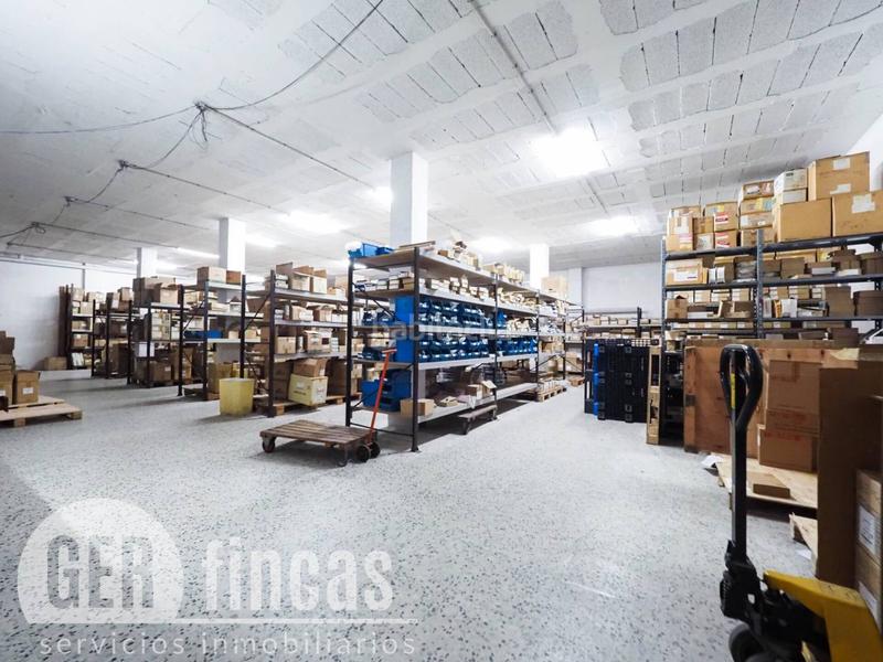 Foto b0413fe5-7423-42f0-a357-fd8e69bf3431. Local commercial dans Ca n'Aurell Terrassa