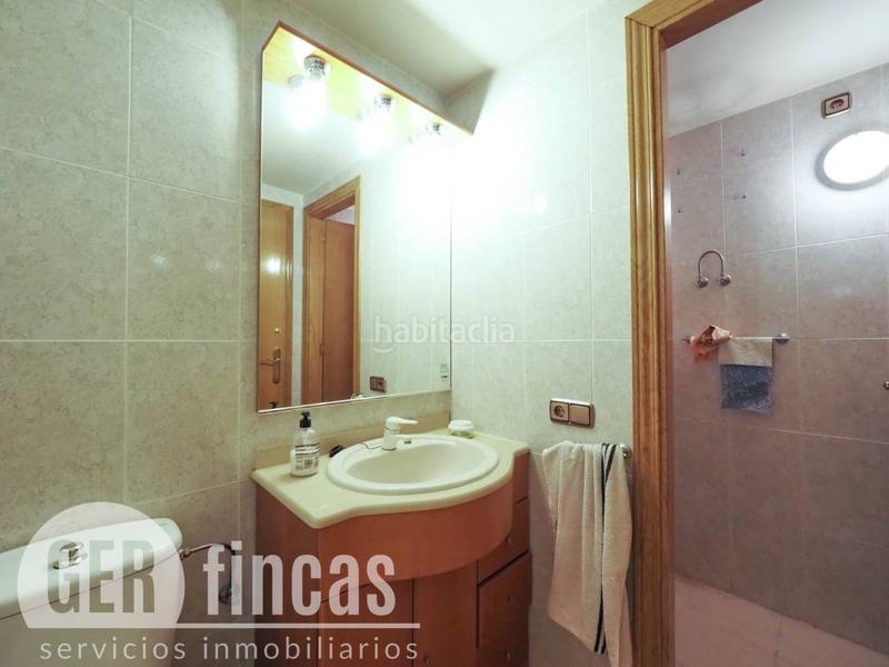 Foto dcbeafa5-e10d-4540-ae21-bf35e0c9ddce. Local commercial dans Ca n'Aurell Terrassa