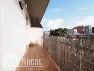 Piso  Lleó. Con balcón