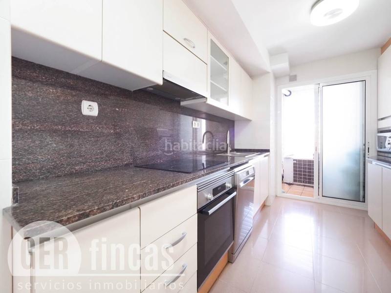 Foto b4aed114-724d-4178-80dd-2e1389a032aa. Pis amb calefacció aparcament a La Maurina Terrassa