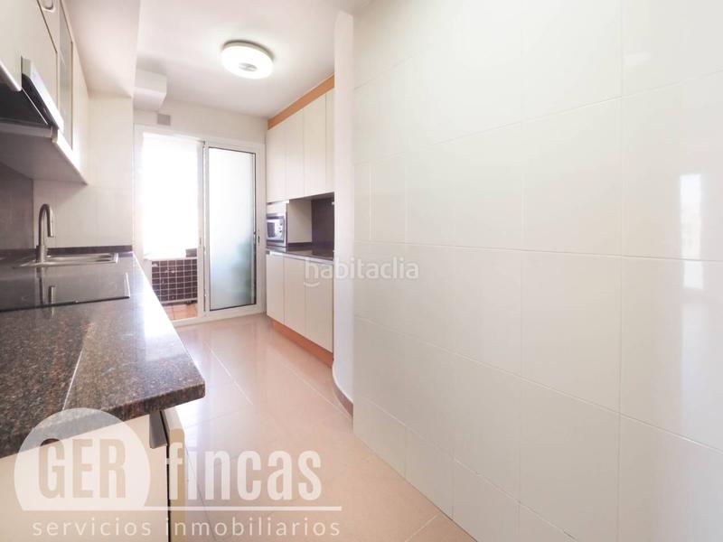 Foto d19c7931-f857-4c86-b17d-2d1c3cc2111b. Pis amb calefacció aparcament a La Maurina Terrassa