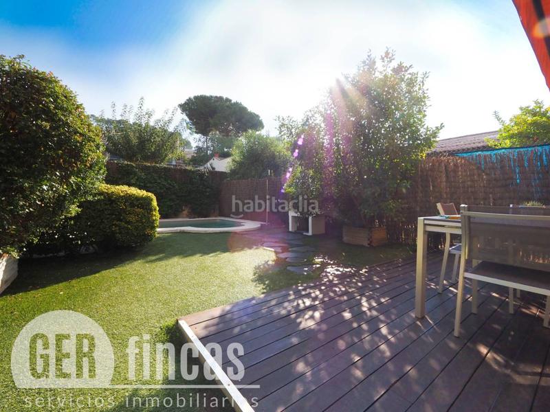 Foto 922d852d-8166-41a7-be27-40fb9d7542ce. Casa con piscina propia, patio, terraza, y garaje en Terrassa