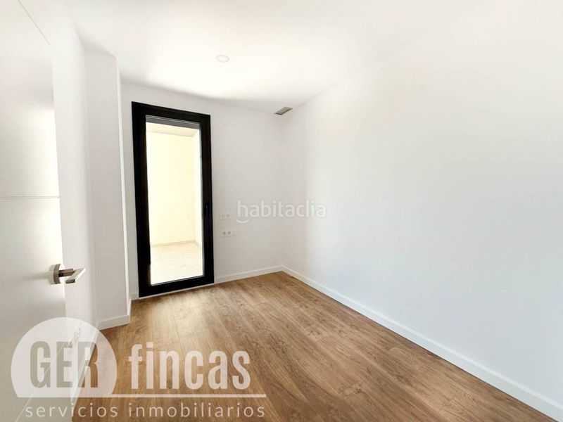 Foto c4e9c39f-1fa7-4e42-80f7-adc57ea92e3a. Dúplex a Segle XX Terrassa