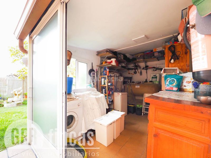 Foto 1e85c650-f4fc-447e-ae70-4ea78528a1ba. Casa amb calefacció aparcament piscina a Can Parellada Terrassa