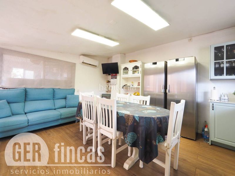 Foto 62df24bb-2a3b-46e1-8f57-439d7d75889d. Casa amb calefacció aparcament piscina a Can Parellada Terrassa