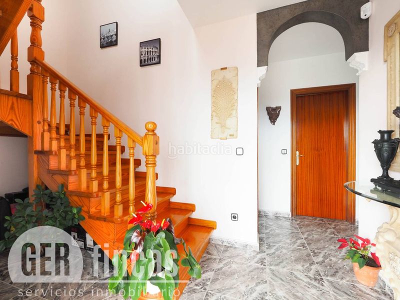 Foto 829fb846-d7a1-4b77-b46f-510a3d589555. Casa amb calefacció aparcament piscina a Can Parellada Terrassa