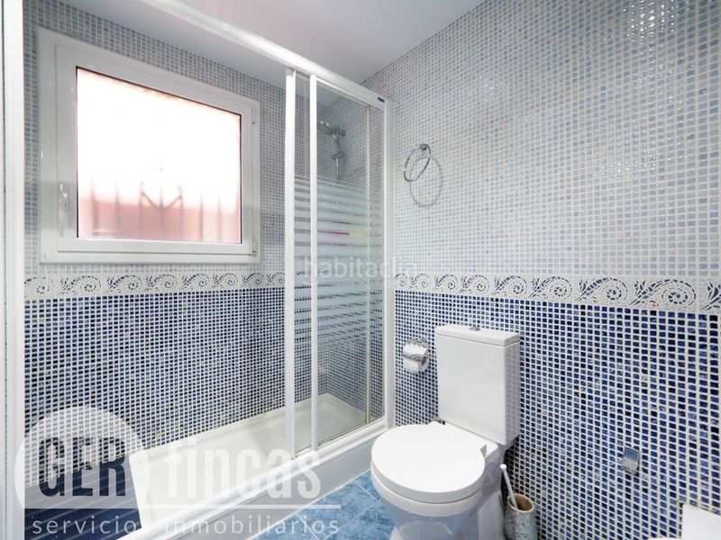 Foto d221a56b-b902-43a0-be05-69b08f812dfd. Casa amb calefacció aparcament piscina a Can Parellada Terrassa