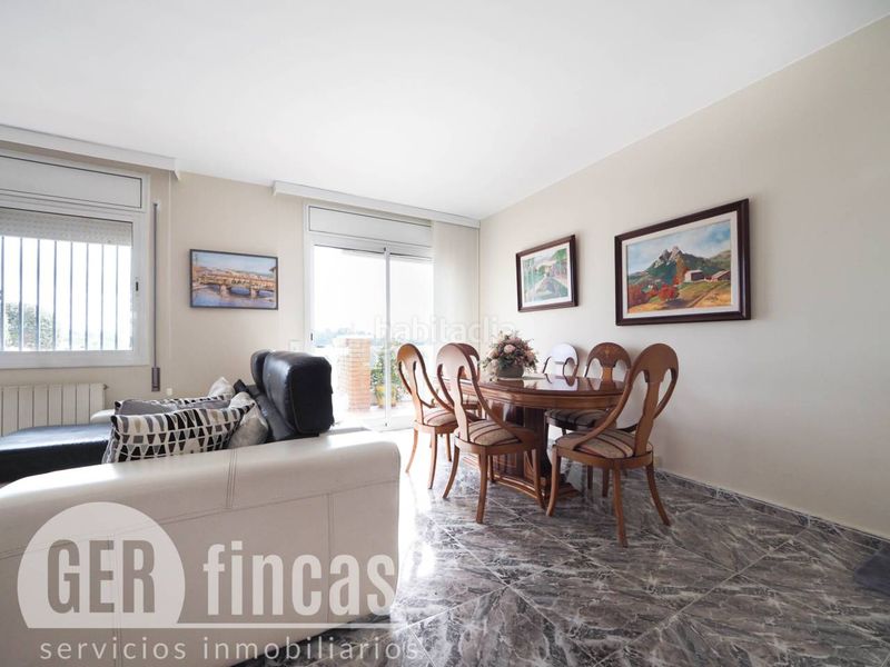 Foto ed75b4e9-c8e8-48df-b294-77f163614014. Casa amb calefacció aparcament piscina a Can Parellada Terrassa