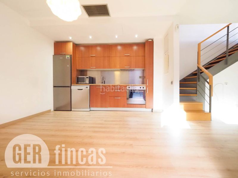 Foto 68be6306-c47b-4dea-9462-e3429186bb6d. Dúplex amb calefacció aparcament a Barri del Centre Terrassa