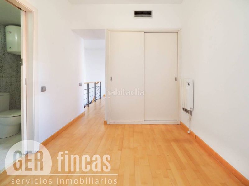 Foto 791eeac4-4f1f-488a-aab9-b8abf66bc57a. Dúplex amb calefacció aparcament a Barri del Centre Terrassa