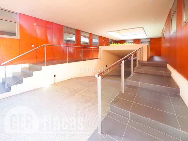 Foto fe79e324-6f70-4fd8-a2dd-ed672c7611ef. Dúplex amb calefacció aparcament a Barri del Centre Terrassa