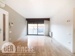 Lloguer Pis  Carretera matadepera. Luminoso, con balcón y parking