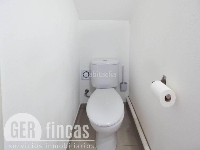 Foto f892a658-9f43-4549-96f4-6b88a8914e7f. Dúplex amb calefacció aparcament a Barri del Centre Terrassa