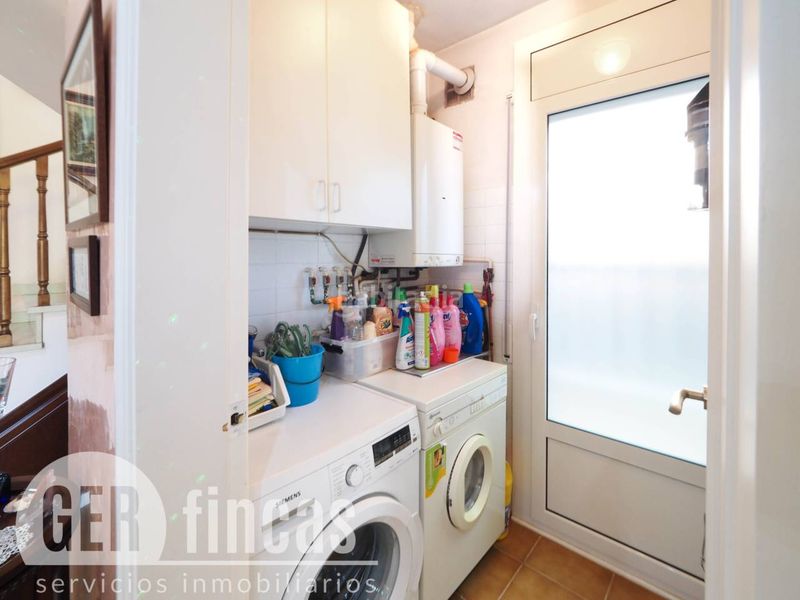 Foto 1a0eaa28-478a-40d3-93d1-44f1d1ec9a54. Casa amb calefacció aparcament piscina a Matadepera