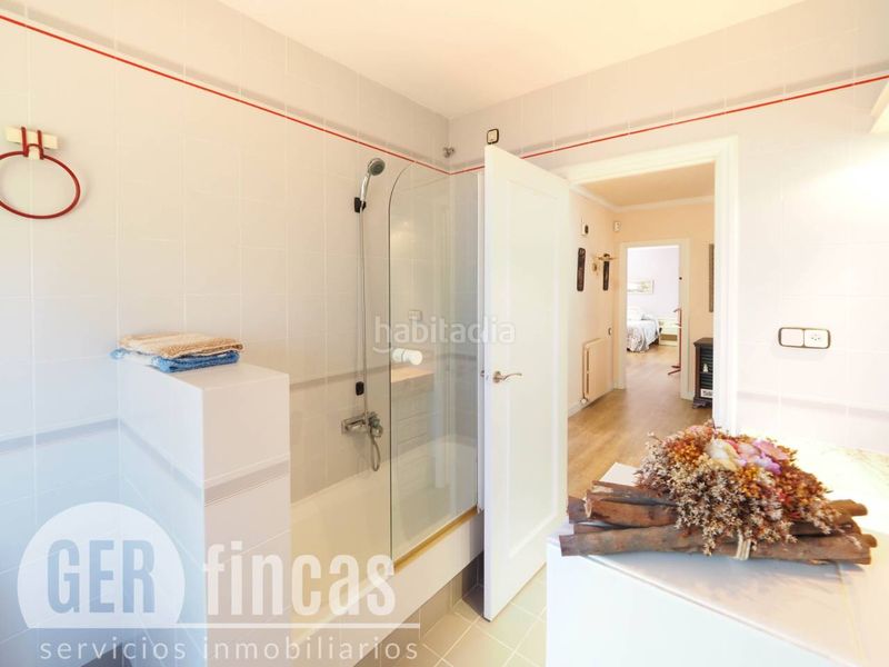 Foto 7d66afae-9beb-437e-8608-5c54f49b4e05. Casa amb calefacció aparcament piscina a Matadepera