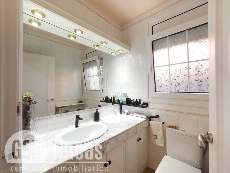 Foto efc382c8-36cd-4ffa-af4e-8b20858731b2. Casa amb calefacció aparcament piscina a Matadepera