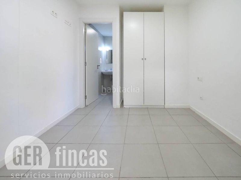 Foto ab0d9b45-5ad6-4bb0-b3f3-abb20950eaa1. Pis amb calefacció aparcament a Torre - Sana Terrassa
