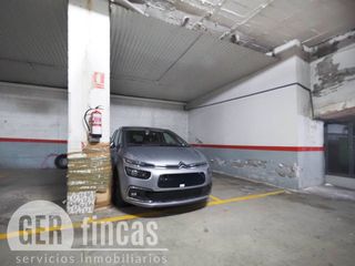 Posto auto  Calle tarragona. En primer de maig