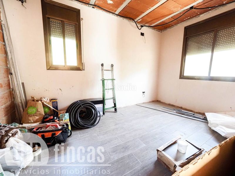 Foto 08e2f562-6f7e-4695-b7c1-a58e2a86c093. Casa amb calefacció aparcament a Can Palet de Vista Alegre Terrassa