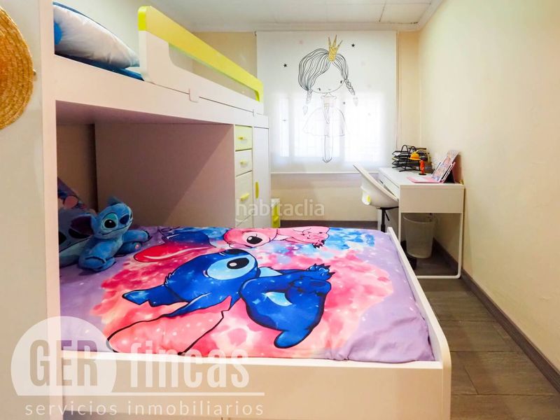 Foto 0a4c888c-8c8f-44e2-a4ef-789a27b1a01d. Casa amb calefacció aparcament a Can Palet de Vista Alegre Terrassa
