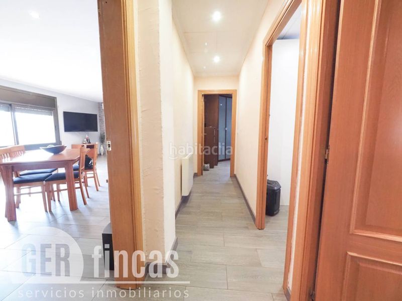 Foto 0b911396-f266-4eb5-8540-3f1dce360c30. Casa amb calefacció aparcament a Can Palet de Vista Alegre Terrassa