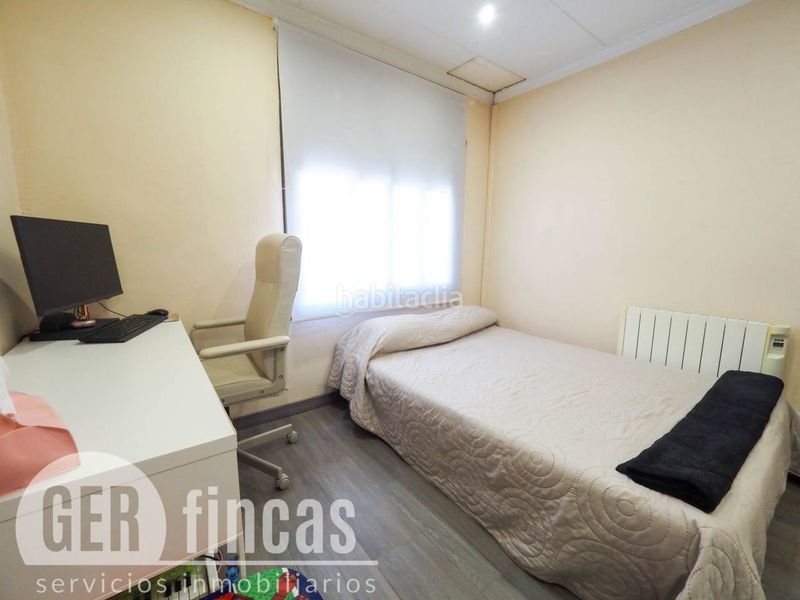 Foto 0d6da337-3c39-4214-a9cd-1fd0a9fc3cfd. Casa amb calefacció aparcament a Can Palet de Vista Alegre Terrassa