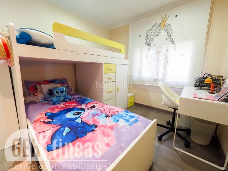 Foto 15223ebd-9f35-46b9-a951-ed0191bee91f. Casa amb calefacció aparcament a Can Palet de Vista Alegre Terrassa