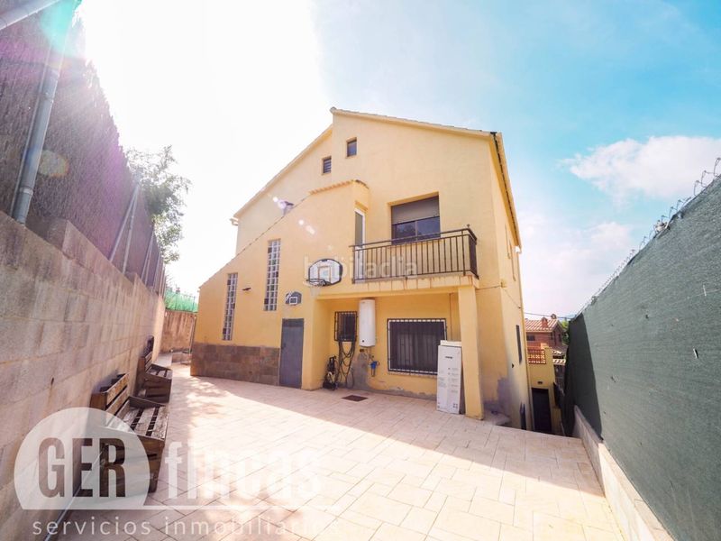 Foto 5f65eb49-c8e5-4c14-aa02-1c7c683952d5. Casa amb calefacció aparcament a Can Palet de Vista Alegre Terrassa