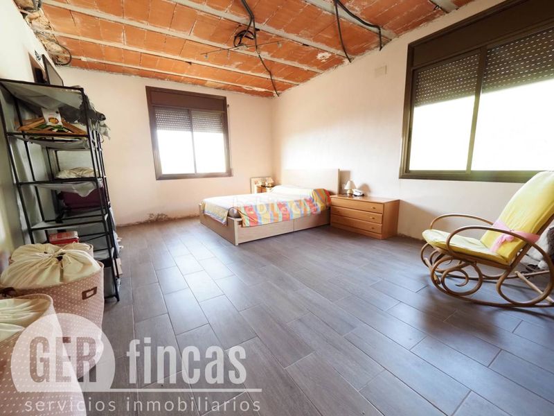 Foto 6c8c3df3-e244-4c96-9675-ab32092fa4da. Casa amb calefacció aparcament a Can Palet de Vista Alegre Terrassa