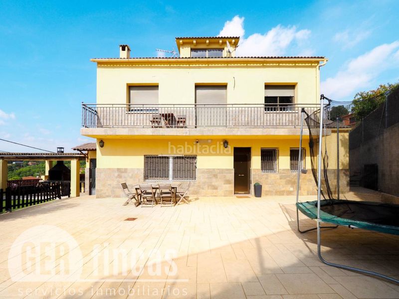 Foto ce39d893-640f-4cfc-865c-b27867a9f48b. Casa amb calefacció aparcament a Can Palet de Vista Alegre Terrassa