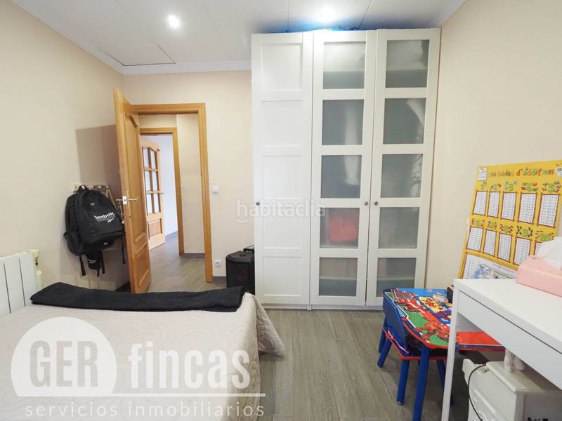 Foto d49bf383-2702-40c5-b4e1-d8eece8c5876. Casa amb calefacció aparcament a Can Palet de Vista Alegre Terrassa