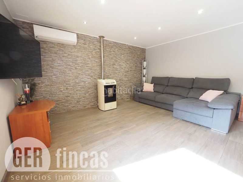 Foto dbab4aa6-139d-4ff0-b177-65899f8954ea. Casa amb calefacció aparcament a Can Palet de Vista Alegre Terrassa