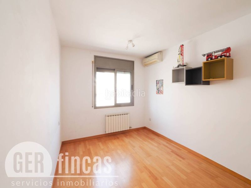 Foto 47ea54dd-c06b-4d54-bf38-6b06cee04aa0. Dúplex amb calefacció aparcament a Plaça Catalunya - Escola Industrial Terrassa