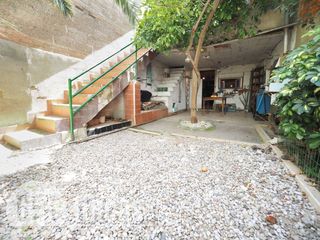 Piso  Calle galvani. Para reformar con parking